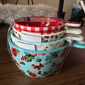 Disney Mickey & Minnie Retro Measuring Cups